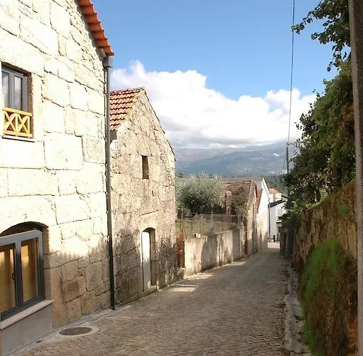 Casa Da Canada * Seia